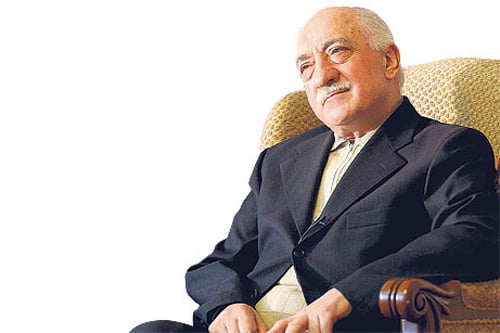 Twelve songs based on poems by Fethullah Gülen are featured in the new album, “Rise Up-Colors of Peace.” (Photo: Today's Zaman)