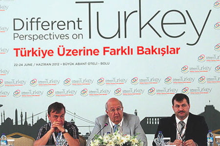 The 27th Abant Platform, titled ‘Different Perspectives on Turkey,' kicked off on Friday with the attendance of local and foreign journalists. (Photo: Today's Zaman)