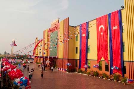 The second Turkish school in Cambodia opened in a ceremony attended by Cambodian Deputy Prime Minister Sok An