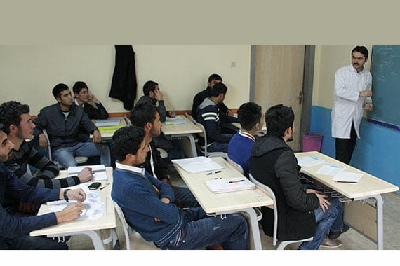 A classroom in a prep school in eastern Turkish province of Kars. (Photo: Cihan, Abdülkadir Erzeneoğlu)