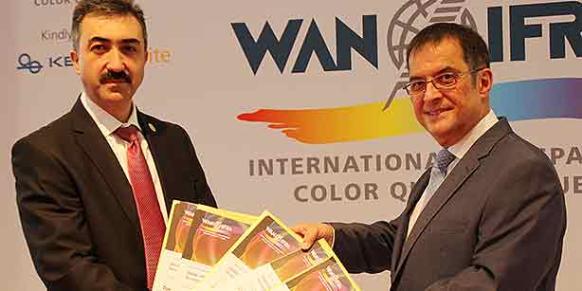 The Zaman and Today's Zaman dailies, as well as three Zaman supplements, received perfection awards from the World Association of Newspapers and News Publishers (WAN-IFRA). (Photo: Cihan)